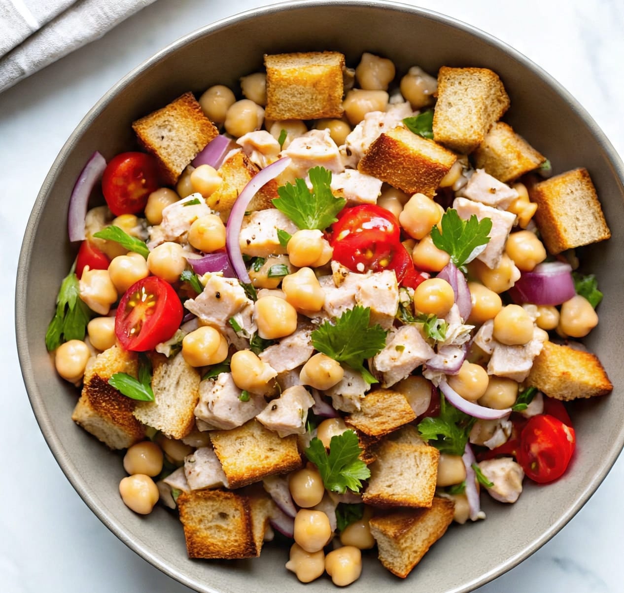 Chickpea-Tuna Panzanella salad in bowl1